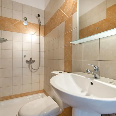 Blue Pearl Gennadi Apartamento *